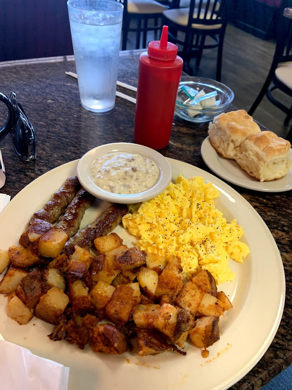 Chuck Wagon Restaurant | restaurant | 11230 SW 137th Ave, Miami, FL 33186, USA | 3053861555 OR +1 305-386-1555