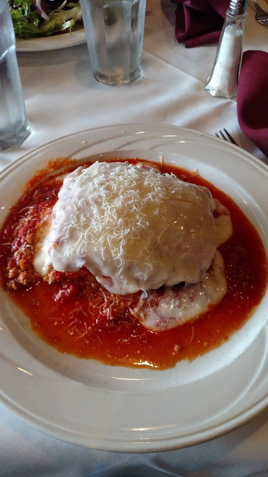 Reggianos Restaurant | restaurant | 489 Bridgeport Ave, Milford, CT 06460, USA | 2037138300 OR +1 203-713-8300