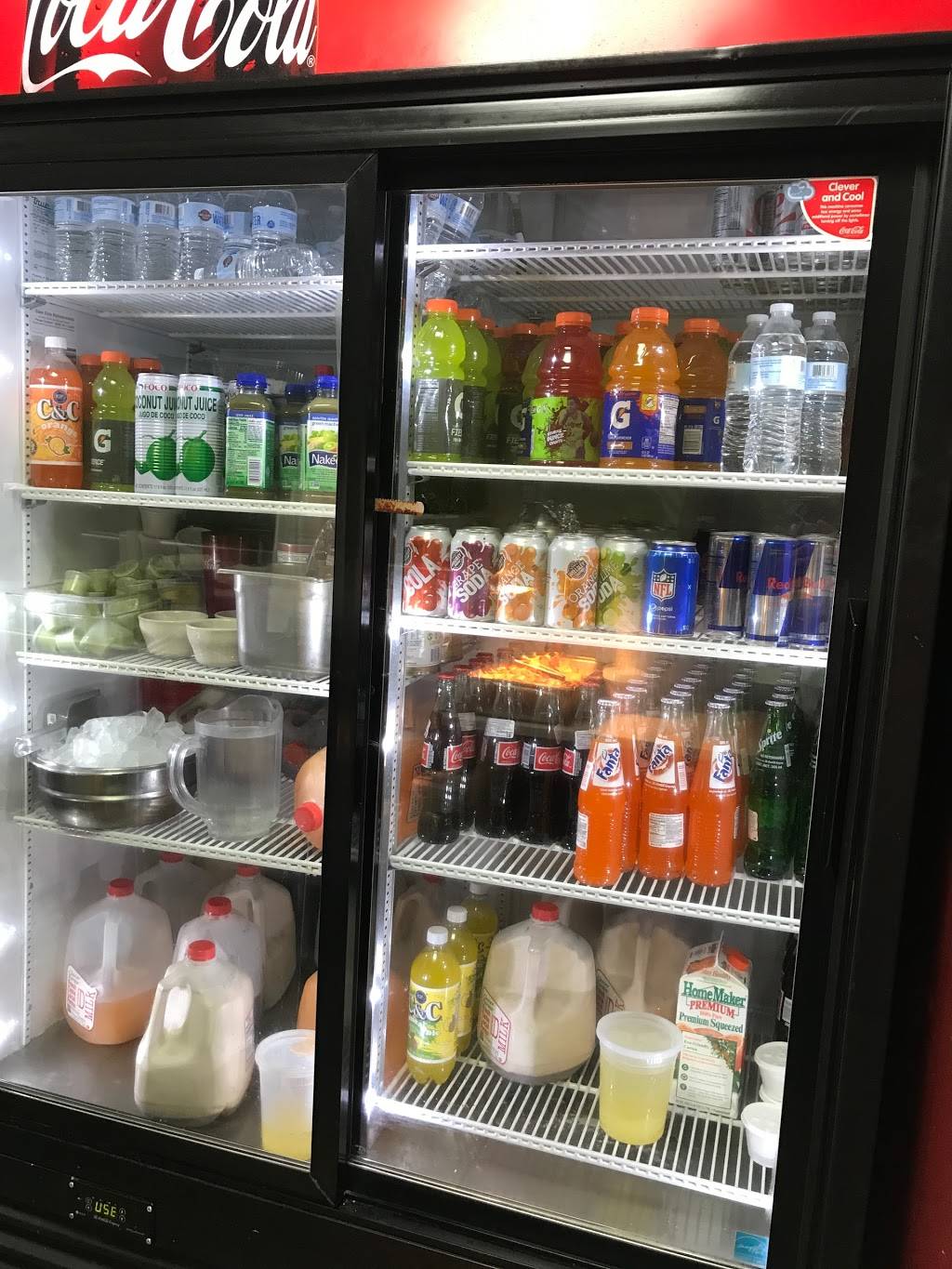 Corinto Restaurant | restaurant | 7611 Marlboro Pike, District Heights, MD 20747, USA | 2405325446 OR +1 240-532-5446