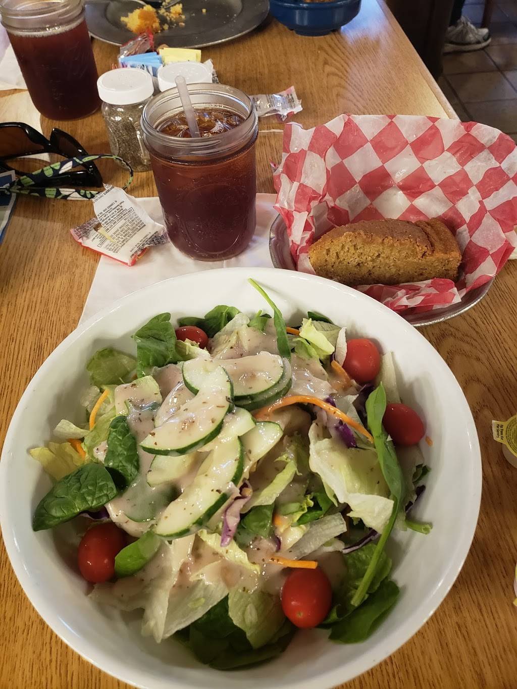 Trails End Restaurant | restaurant | 4510 N Fort Wilderness Trail, Lake Buena Vista, FL 32830, USA | 4079393463 OR +1 407-939-3463