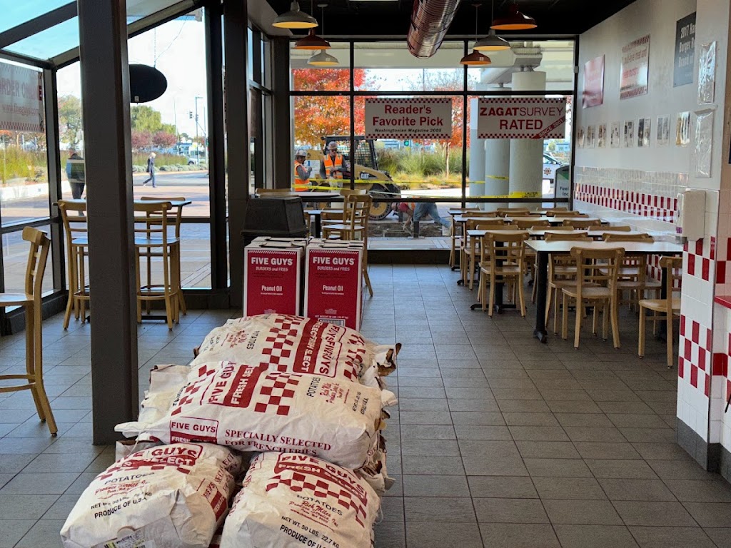 Five Guys | restaurant | 933 E Hillsdale Blvd, Foster City, CA 94404, USA | 6502359485 OR +1 650-235-9485