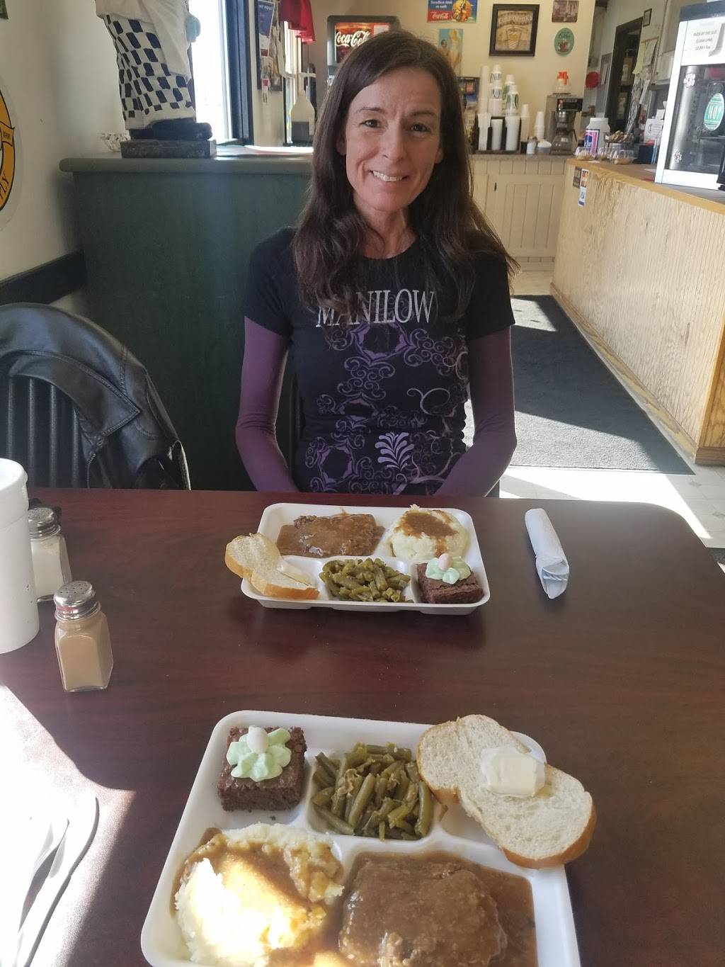 3 Ds Pizzeria | restaurant | 852 McKinley Ave, Frankfort, IN 46041, USA | 7656540919 OR +1 765-654-0919