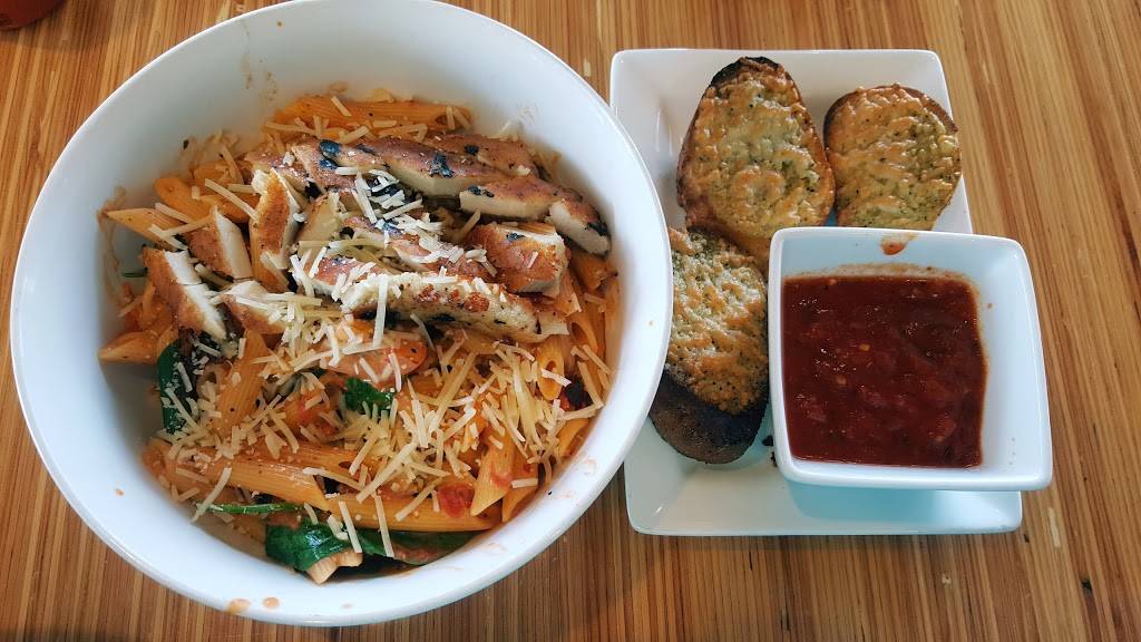 Noodles and Company | restaurant | 7702 Richmond Hwy, Alexandria, VA 22306, USA | 7037182126 OR +1 703-718-2126