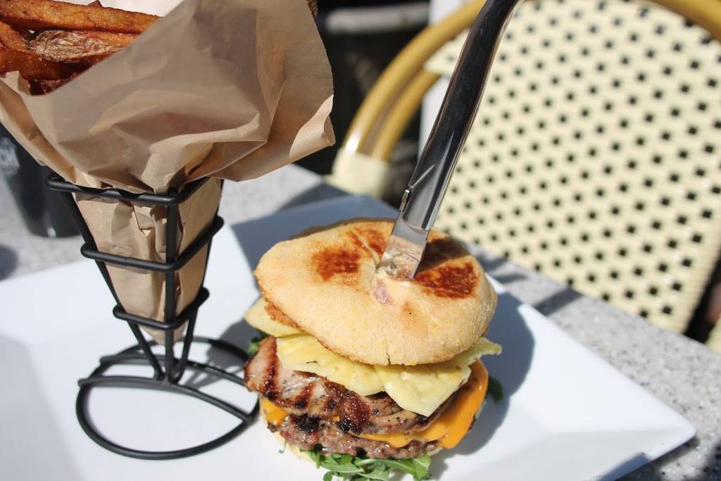 Brunch at the Casablanca Inn | restaurant | 24 Avenida Menendez, St. Augustine, FL 32084, USA | 9048296017 OR +1 904-829-6017