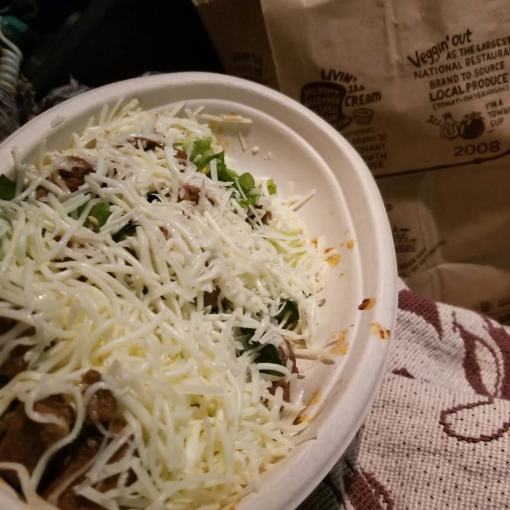 Chipotle Mexican Grill | restaurant | 1132 S Clinton St Clinton &, W Grenshaw St, Chicago, IL 60607, USA | 7734533021 OR +1 773-453-3021