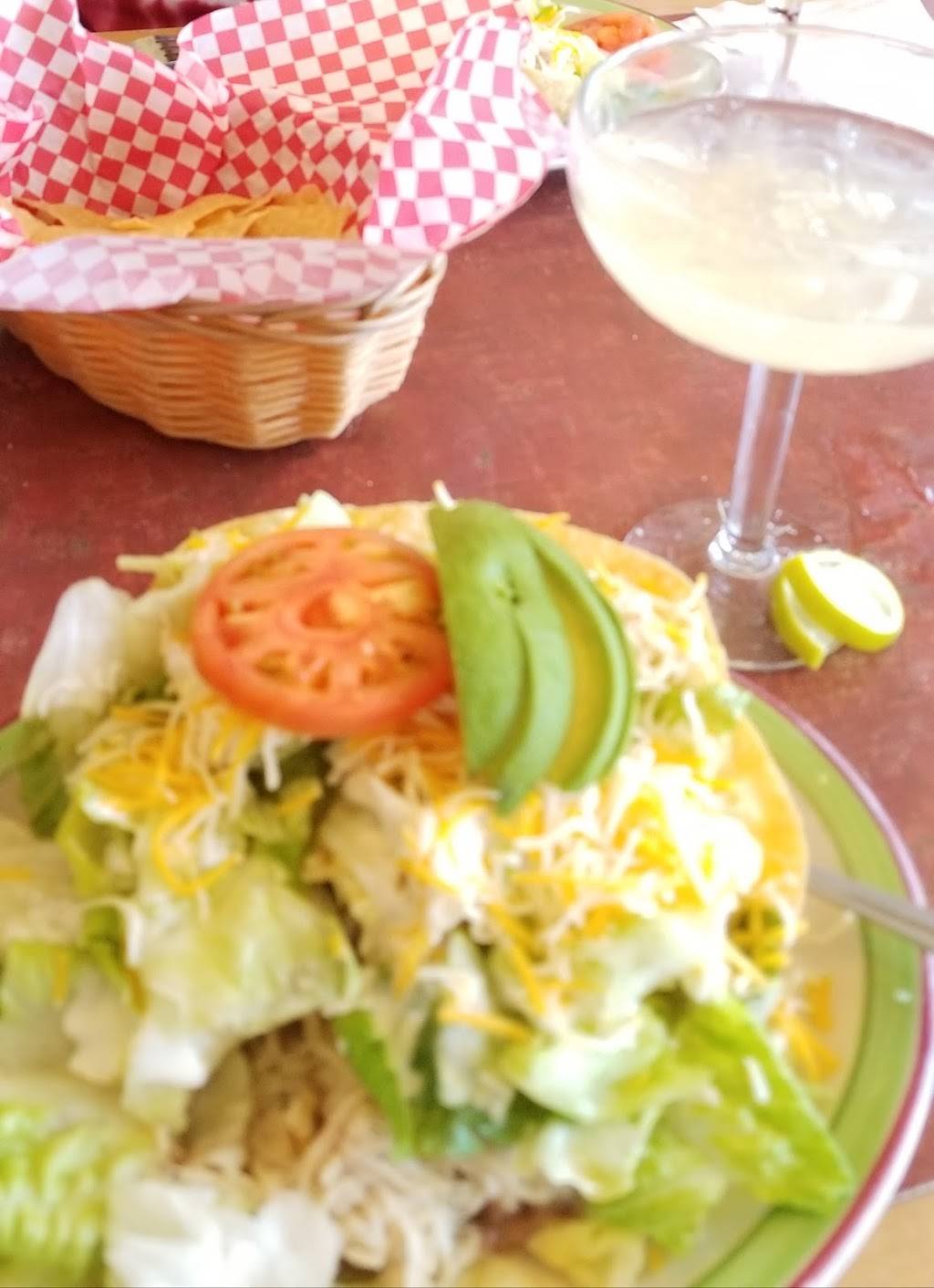 The Whole Enchilada | restaurant | 106 Yorba Linda Blvd, Placentia, CA 92870, USA | 7149930160 OR +1 714-993-0160