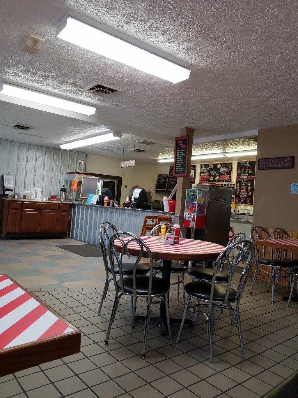 Suz-Eqs | restaurant | 401 W Main St, Cardington, OH 43315, USA | 4198648378 OR +1 419-864-8378