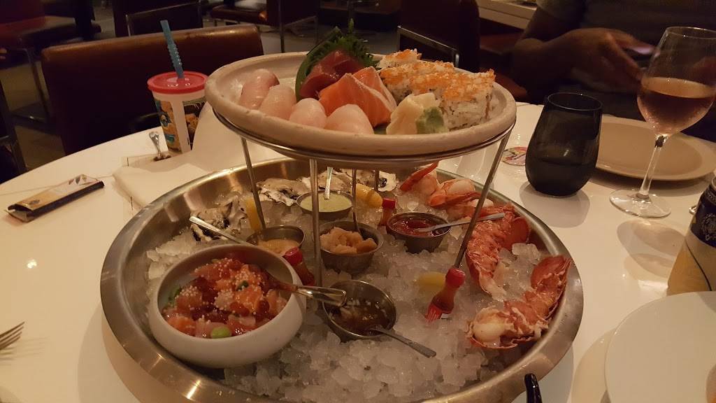 STRIPSTEAK Waikiki | restaurant | 2330 Kalakaua Ave #330, Honolulu, HI 96815, USA | 8088962545 OR +1 808-896-2545