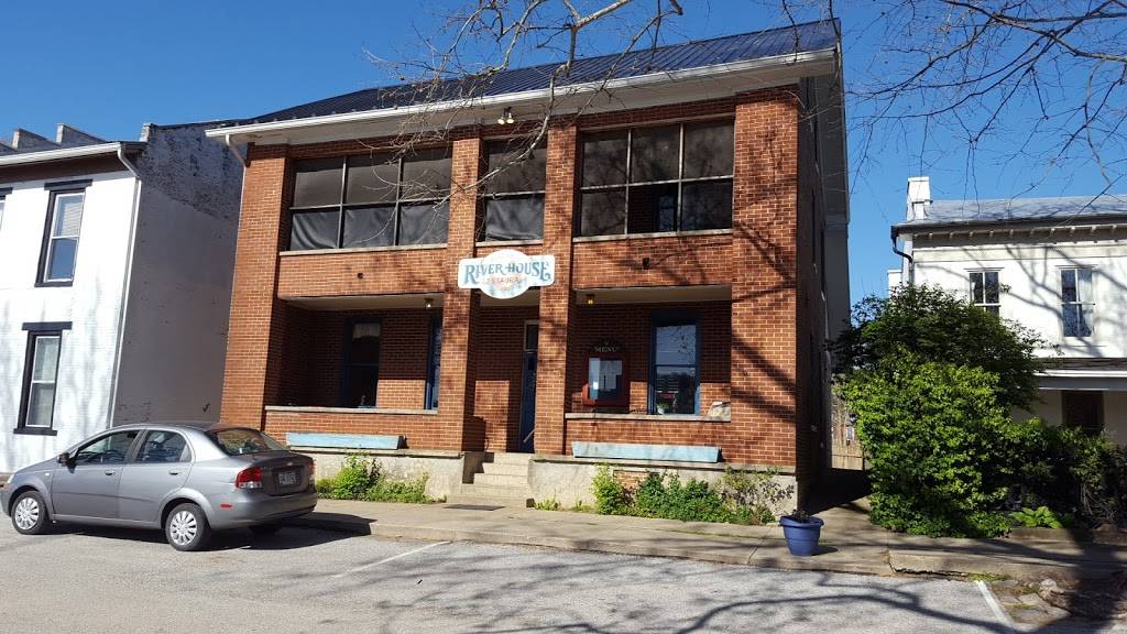 Cohearts Riverhouse | restaurant | 18 N Front St, Ripley, OH 45167, USA | 9373924819 OR +1 937-392-4819