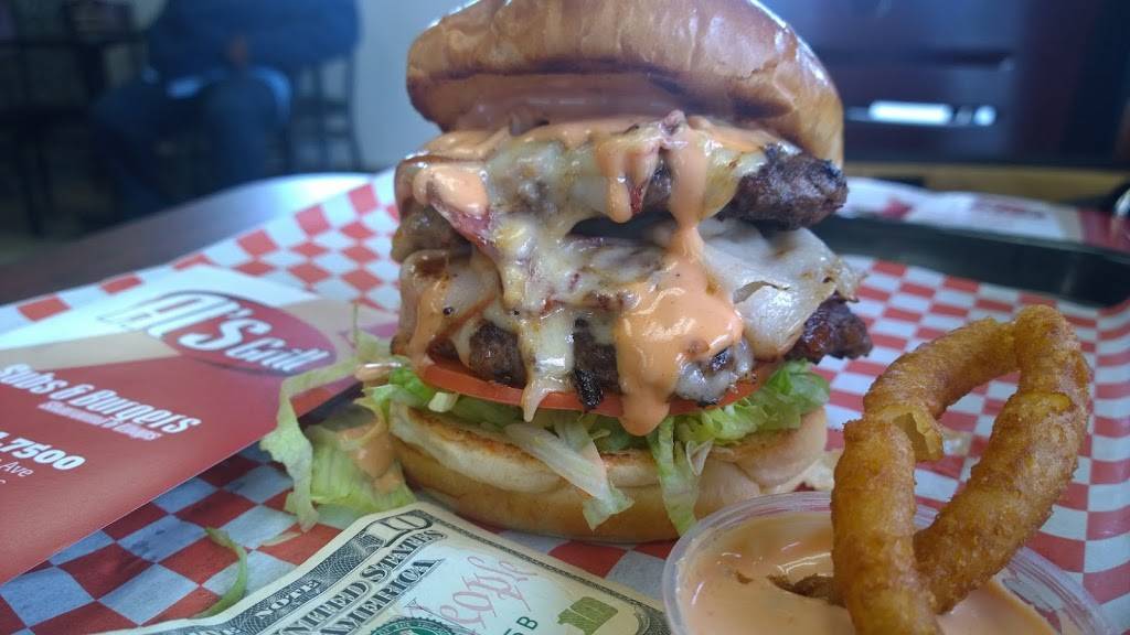 Als Grill | restaurant | 13701 W Warren Ave, Dearborn, MI 48126, USA | 3135817500 OR +1 313-581-7500