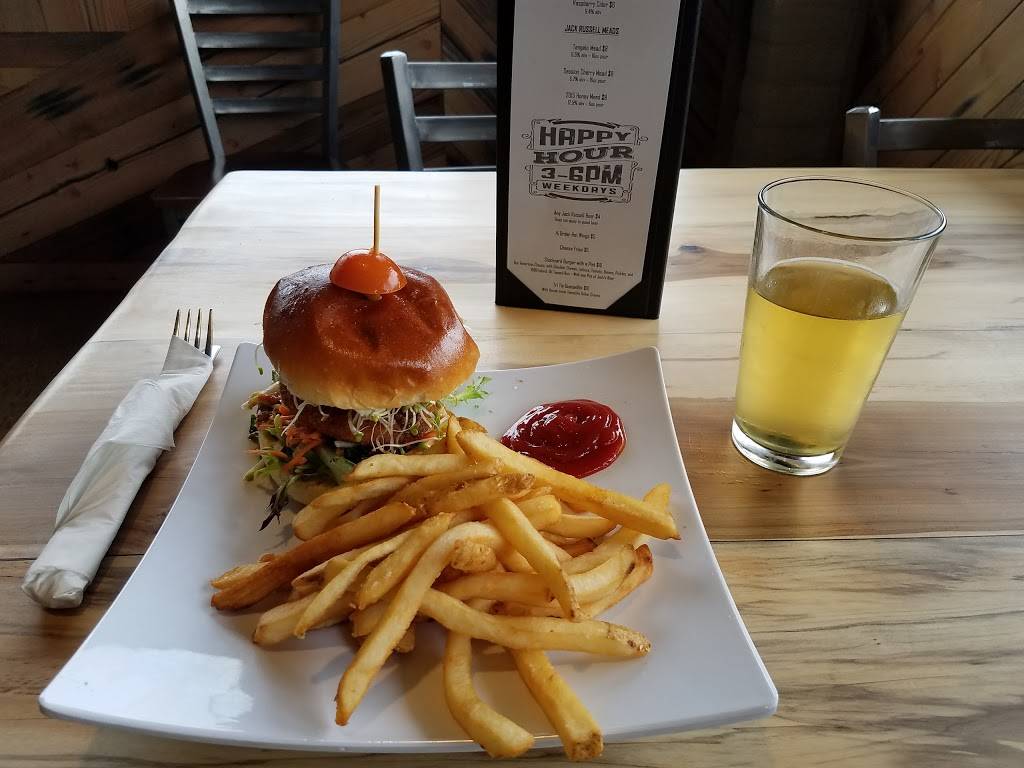 Jack Russell Brewery Restaurant | restaurant | 209 Main St, Placerville, CA 95667, USA | 5306014420 OR +1 530-601-4420