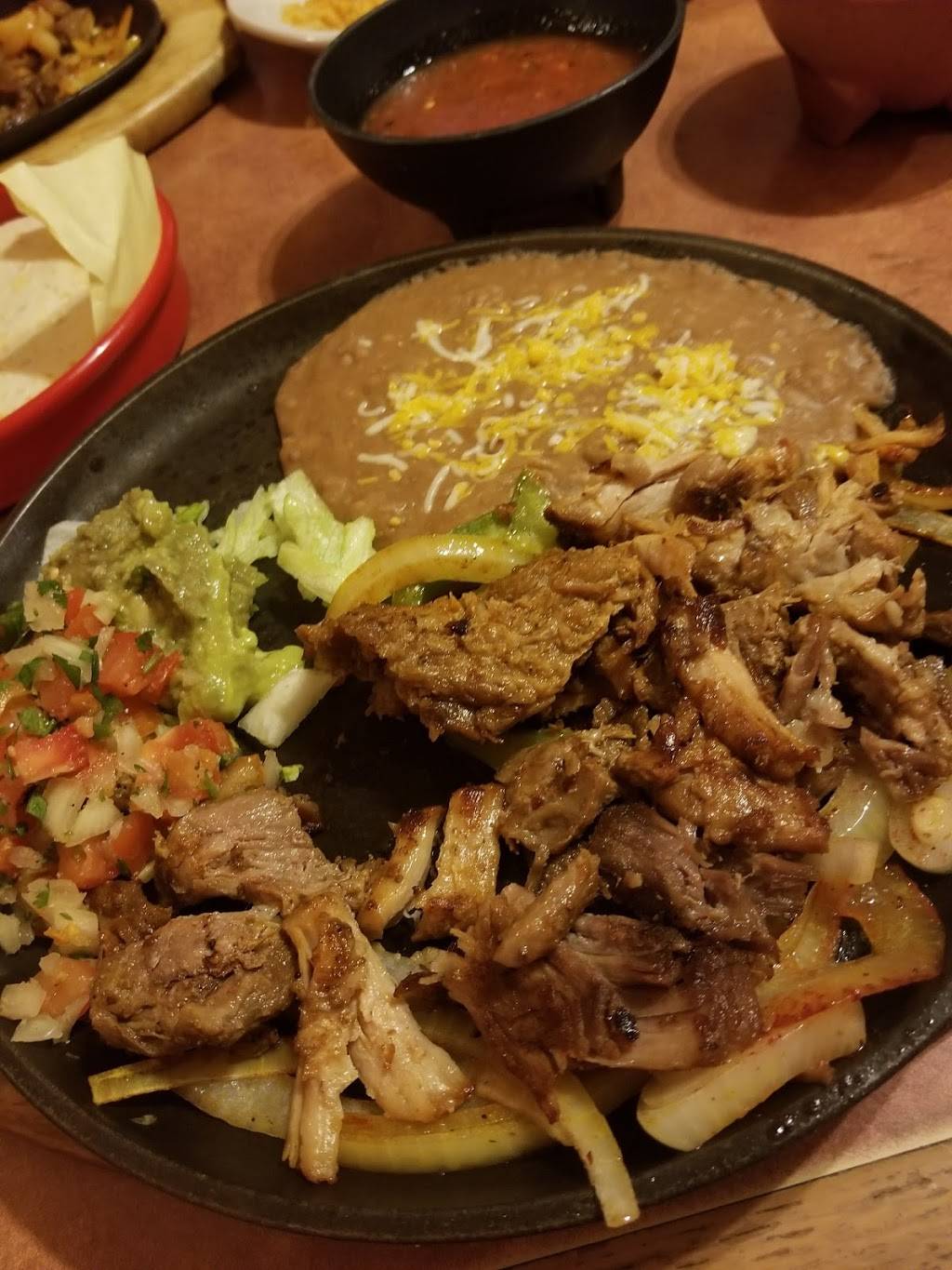 El Puerto Restaurant | restaurant | 2248 W Capitol Ave, West Sacramento, CA 95691, USA | 9163723841 OR +1 916-372-3841