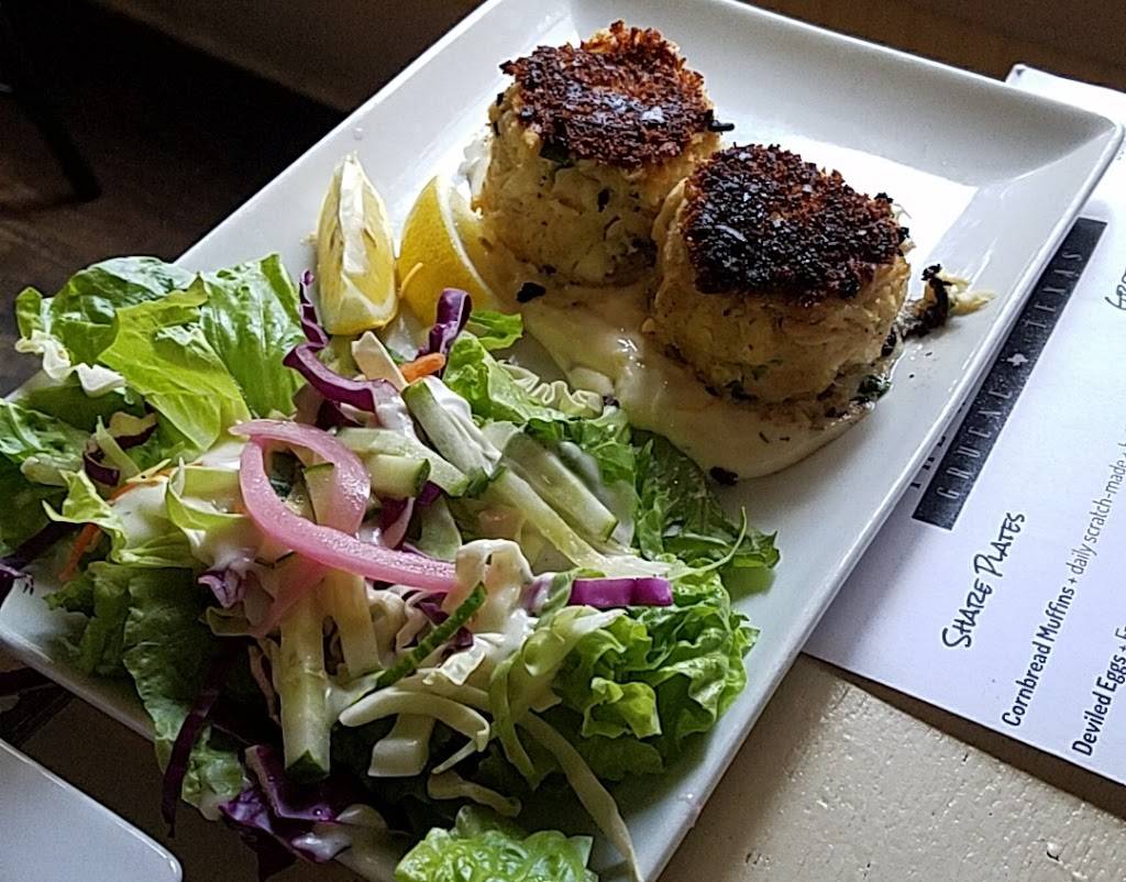 The River House | restaurant | 1617 New Braunfels St, New Braunfels, TX 78130, USA | 8306080690 OR +1 830-608-0690