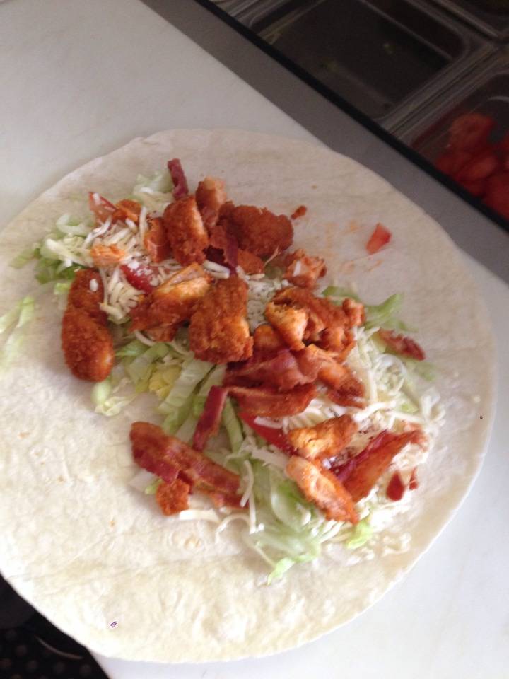 J.B. Variety | meal takeaway | 1090 Felix Ave, Windsor, ON N9C 3L5, Canada | 5192563969 OR +1 519-256-3969