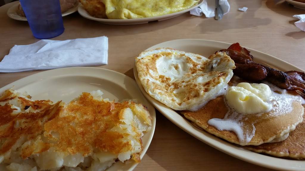 Royal Grill | restaurant | 9850 Livernois, Detroit, MI 48204, USA | 3138341300 OR +1 313-834-1300