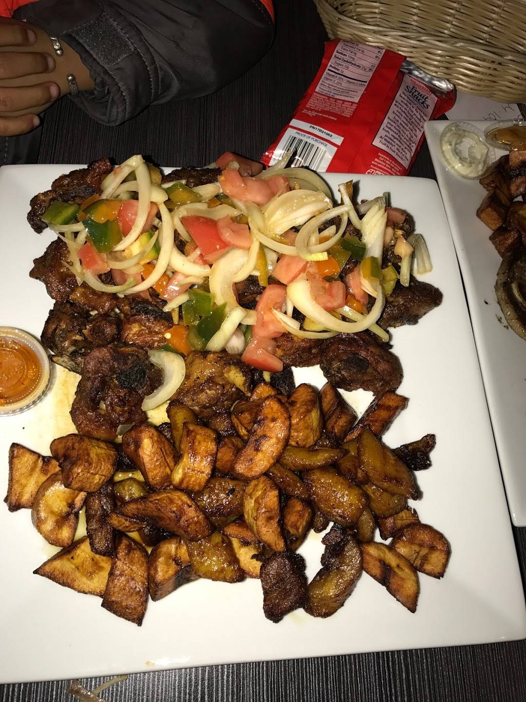 Le Wafou | restaurant | 2255 Grand Concourse, The Bronx, NY 10453, USA | 3475770097 OR +1 347-577-0097