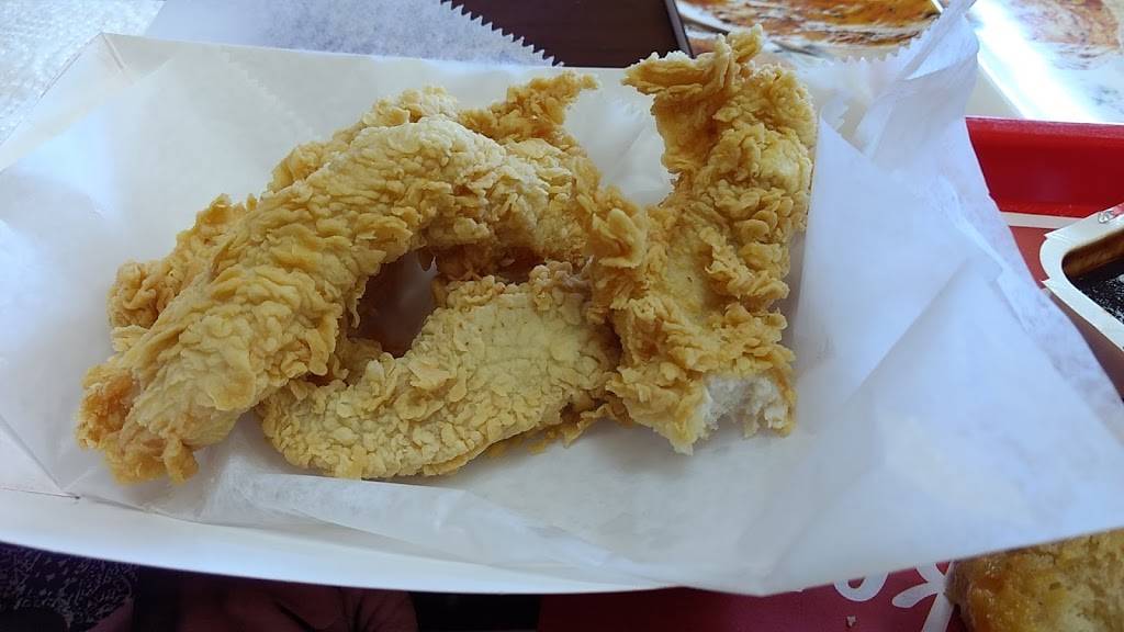 Churchs Chicken | restaurant | 13144 W Camelback Rd, Litchfield Park, AZ 85340, USA | 6239356282 OR +1 623-935-6282