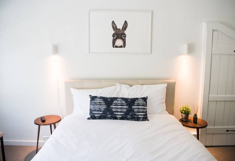 Lamberts Cove Inn, Farm and Restaurant | restaurant | 90 Manaquayak Rd, West Tisbury, MA 02575, USA | 8005350272 OR +1 800-535-0272