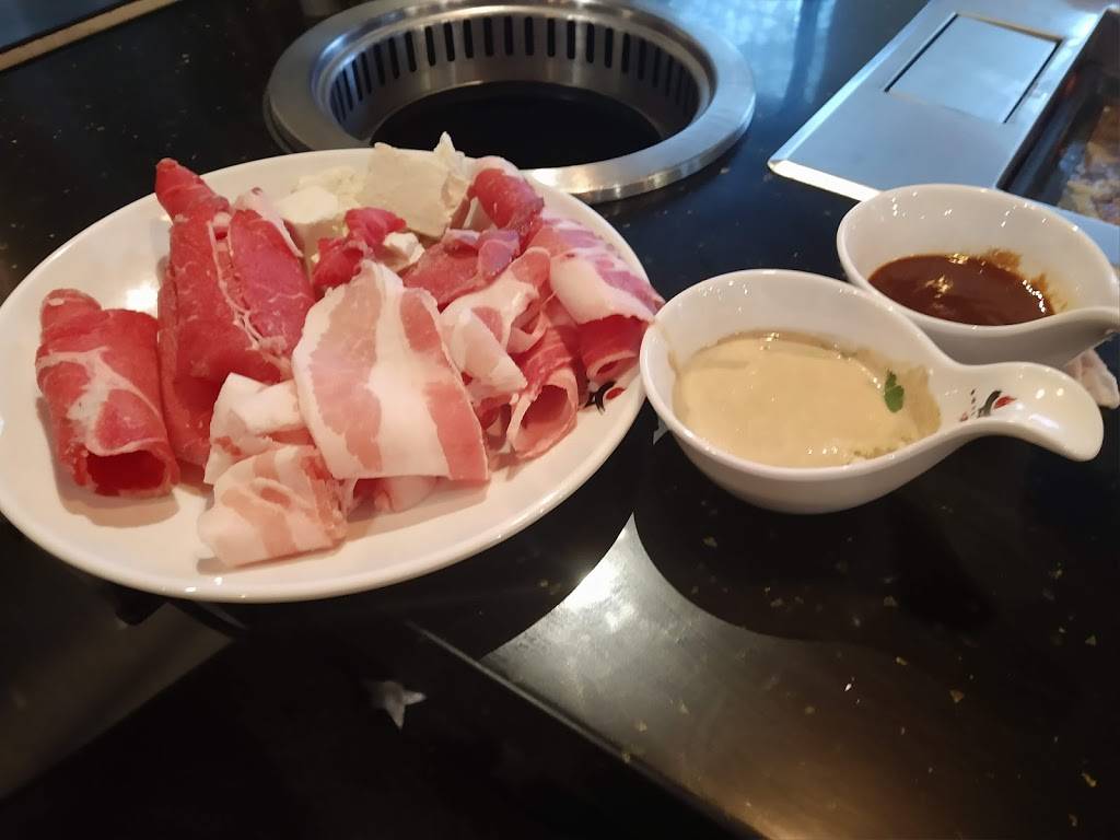 Boil Spot | Hot Pot and BBQ | restaurant | 1120 E Fowler Ave, Tampa, FL 33612, USA | 8133749947 OR +1 813-374-9947