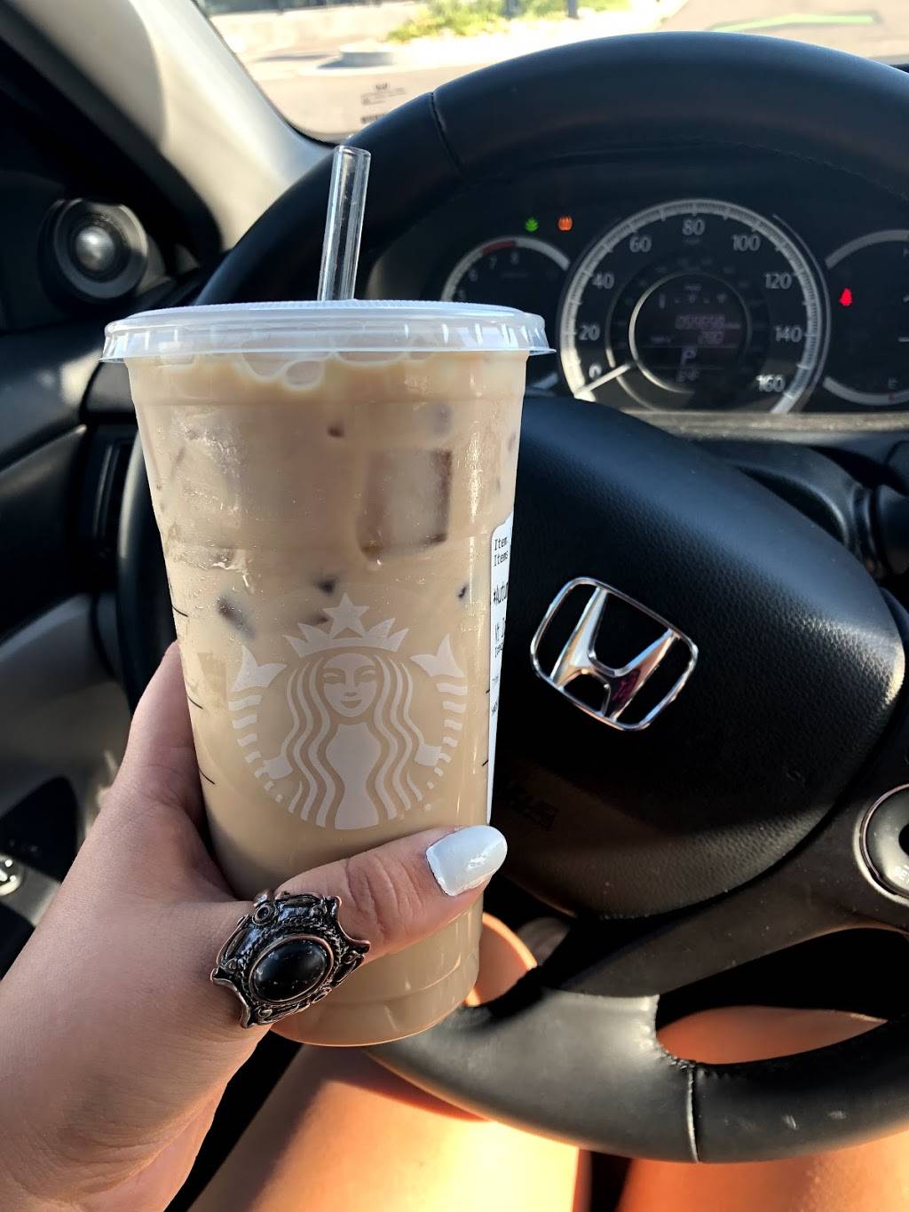 Starbucks | cafe | 6223 S Dixie Dr, West Jordan, UT 84084, USA | 3854411532 OR +1 385-441-1532