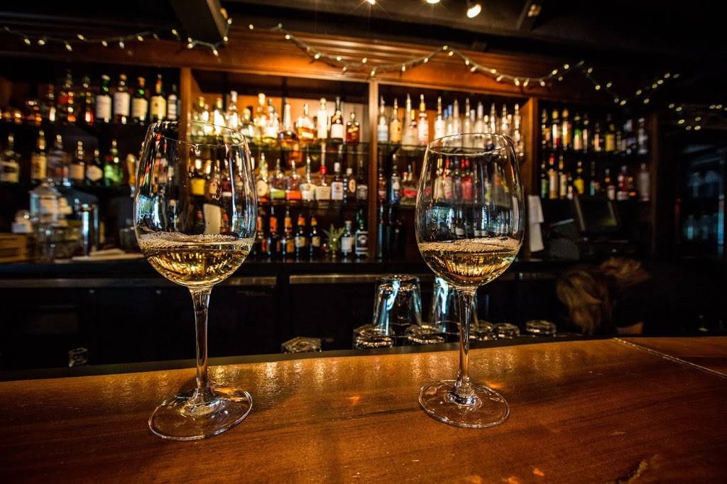 Vovina | restaurant | 15 Lake St #103, Kirkland, WA 98033, USA | 4258222221 OR +1 425-822-2221