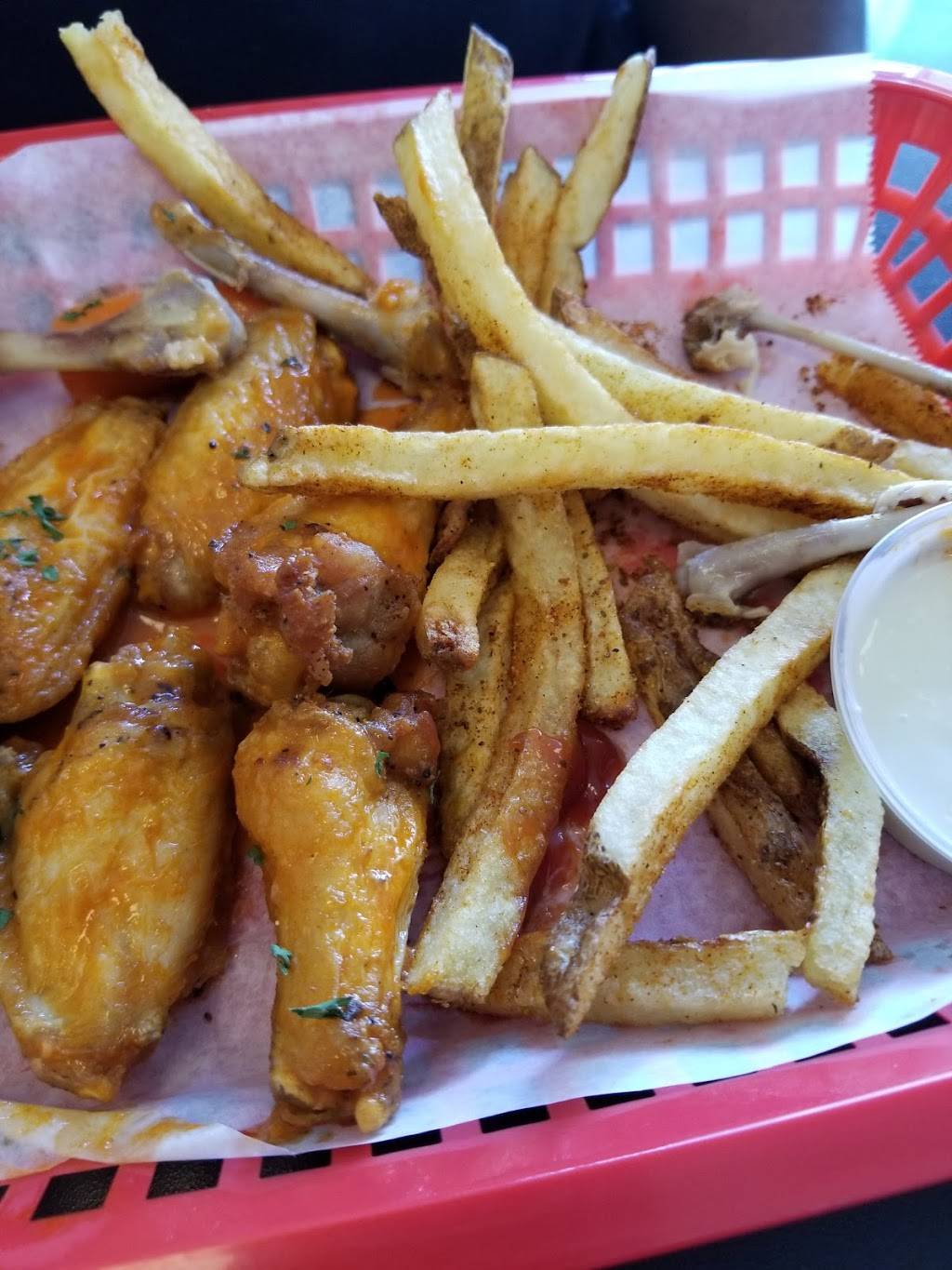 Cottons Bag-O-Wings | restaurant | 134 N Salem Rd, Conyers, GA 30013, USA | 7706023242 OR +1 770-602-3242