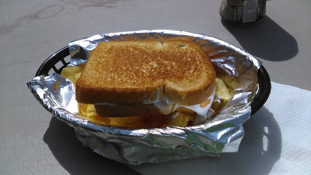 Pipe Dream Brewing | restaurant | 49 Harvey Rd, Londonderry, NH 03053, USA | 6034040751 OR +1 603-404-0751