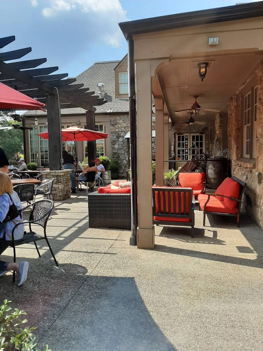 The Mill Kitchen and Bar | restaurant | 590 Mimosa Blvd, Roswell, GA 30075, USA | 7708179345 OR +1 770-817-9345