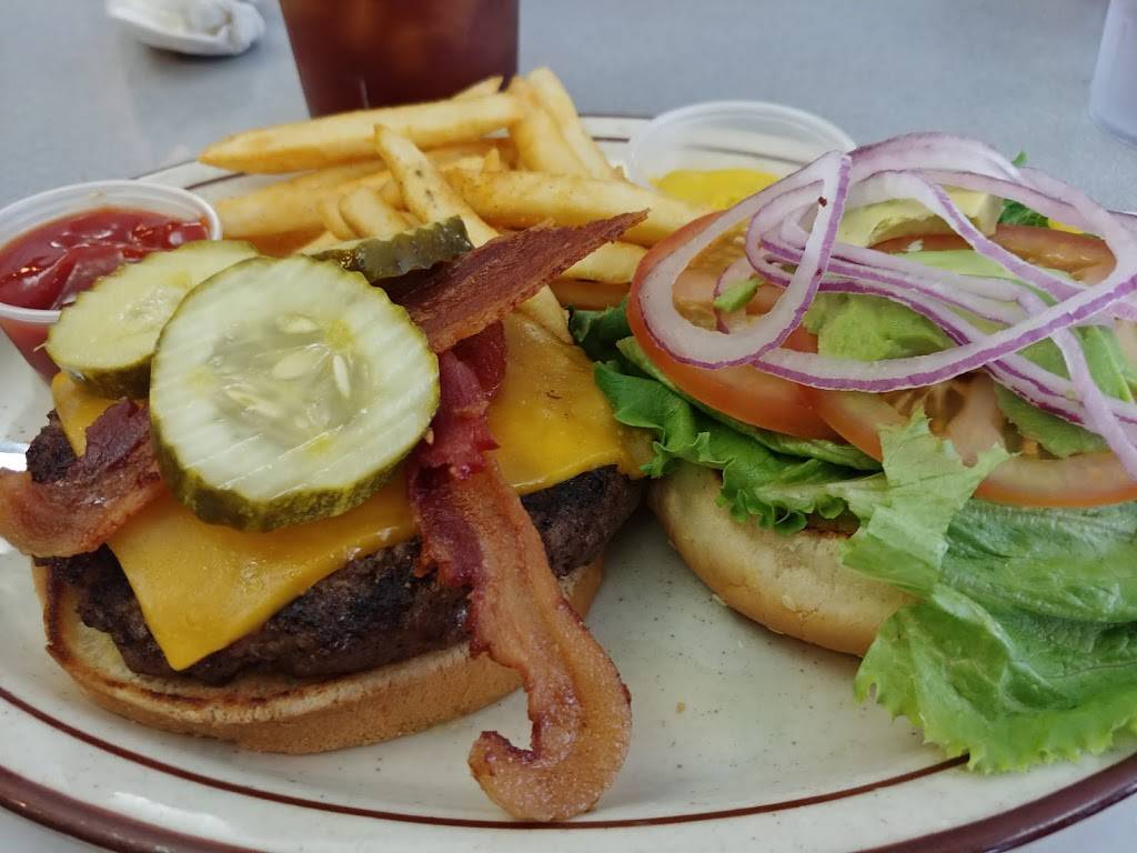 O T Cook House & Saloon | restaurant | 205 N 10th St, Taft, CA 93268, USA | 6617631819 OR +1 661-763-1819