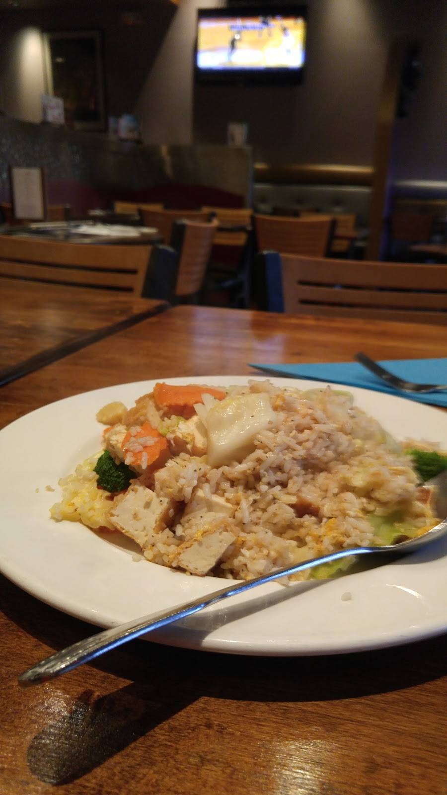 Thai Basil Signature Scottsdale | restaurant | 7605 E Pinnacle Peak Rd #2, Scottsdale, AZ 85255, USA | 4805137471 OR +1 480-513-7471