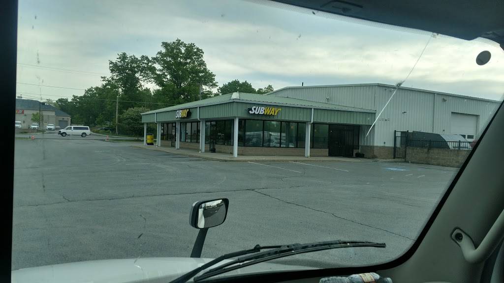 Subway Restaurants | restaurant | 2040 NY-208, Montgomery, NY 12549, USA | 8452880202 OR +1 845-288-0202