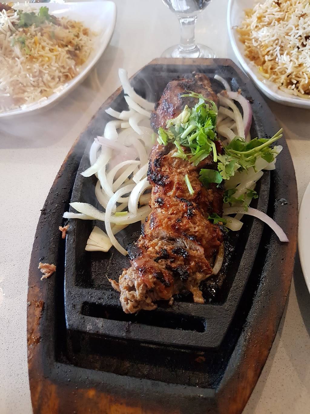 BarBQ Tonite | restaurant | 35 Dundas St W, Mississauga, ON L5B 4M4, Canada | 9052680088 OR +1 905-268-0088