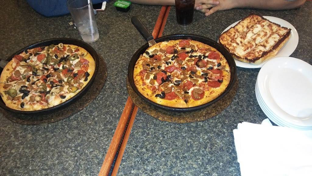 Pizza Hut | restaurant | 490 N State St, San Jacinto, CA 92583, USA | 9514872300 OR +1 951-487-2300