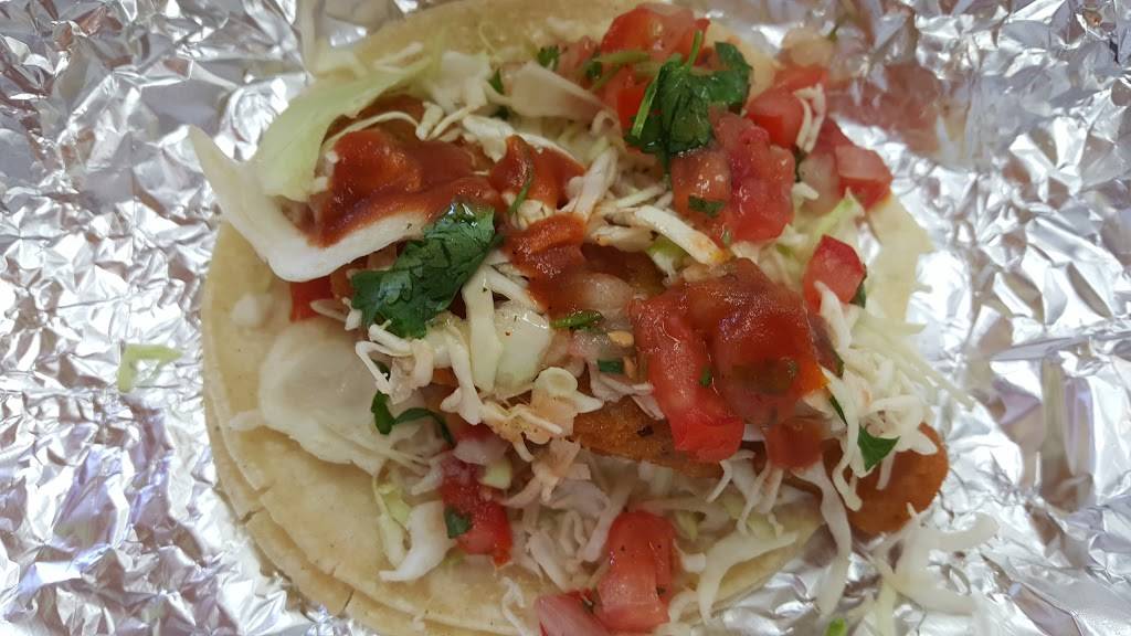 Del Taco | meal takeaway | 1740 E Dyer Rd, Santa Ana, CA 92705, USA | 9492504716 OR +1 949-250-4716