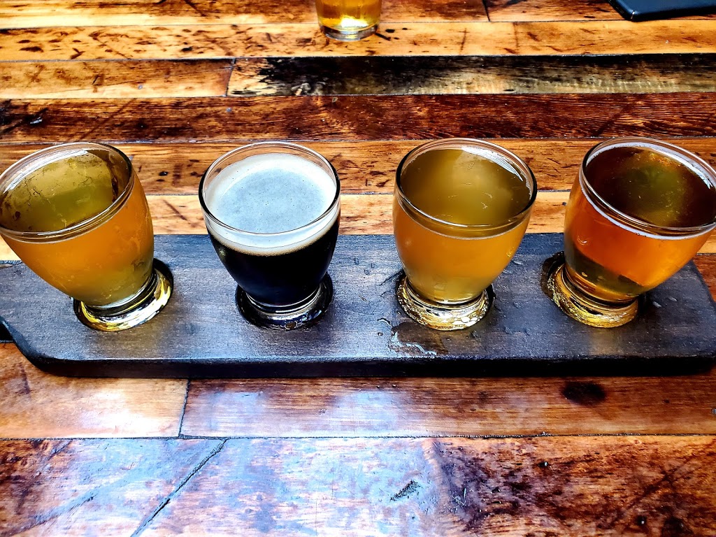 Piece Brewery | restaurant | 1927 W North Ave, Chicago, IL 60622, USA | 7737724422 OR +1 773-772-4422