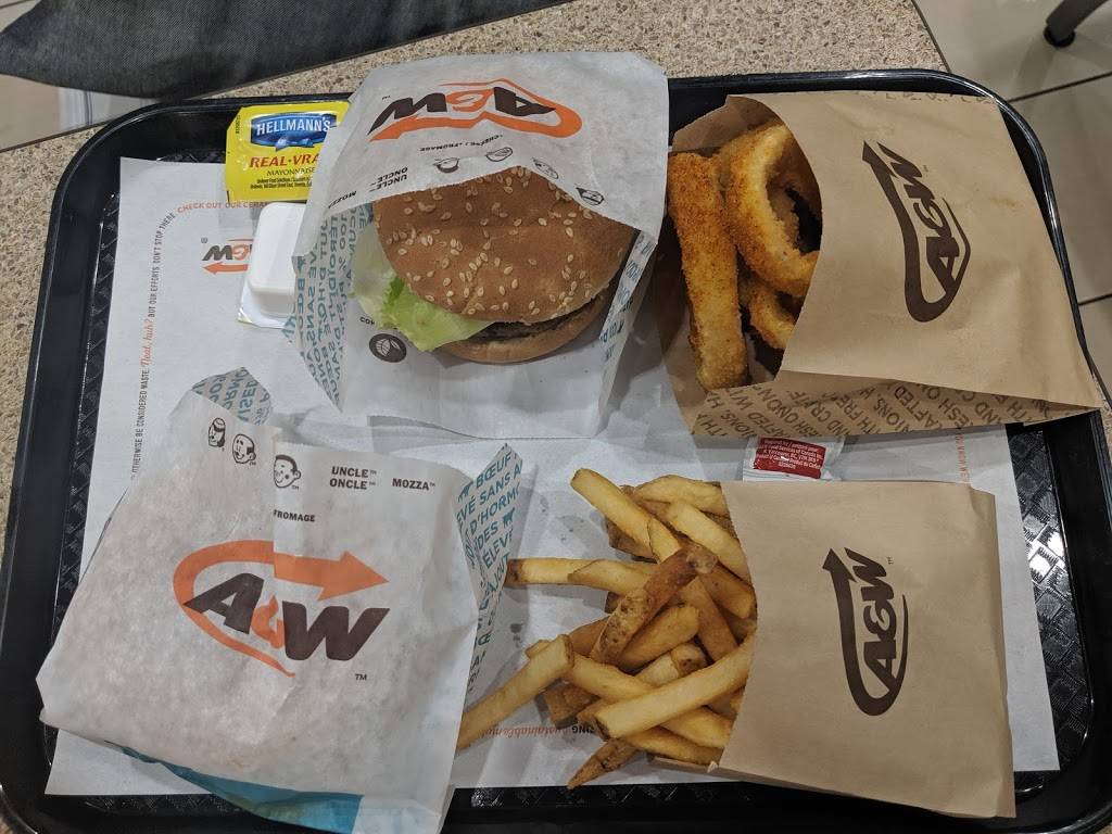 A&W Canada | restaurant | 2300 Yonge St, Toronto, ON M4P 1E4, Canada | 4164876143 OR +1 416-487-6143