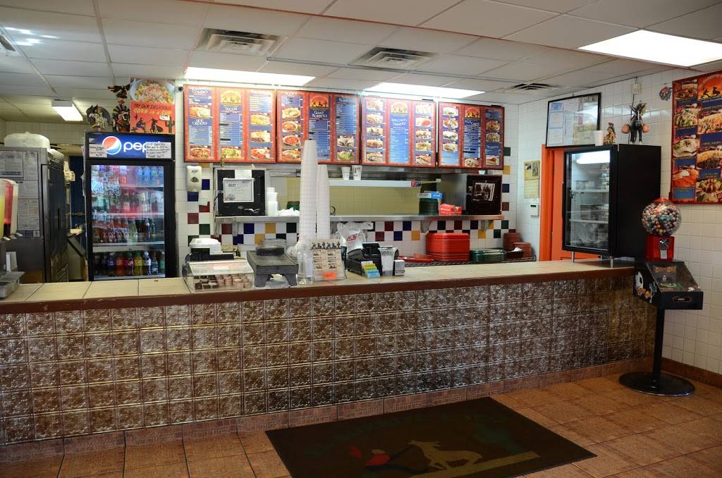 El Burrito Loco | restaurant | 2430 Auburn St, Rockford, IL 61103, USA | 8159652410 OR +1 815-965-2410