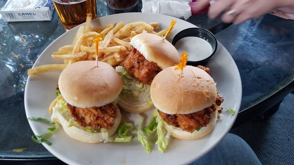 Jocks & Jills | restaurant | 4109 S Stream Blvd, Charlotte, NC 28217, USA | 7044230001 OR +1 704-423-0001