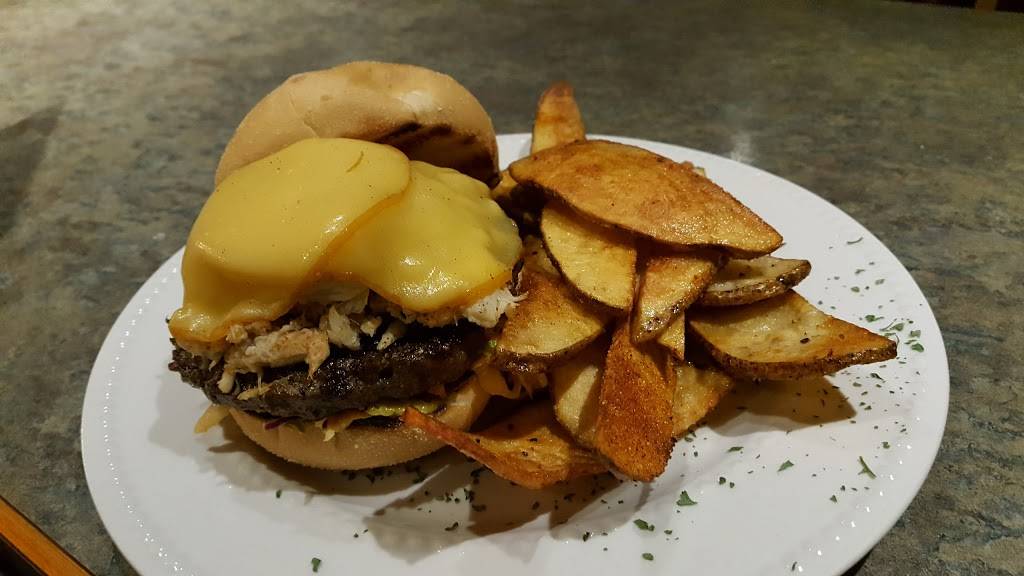 Smalls Smokehouse & Oyster Bar | restaurant | 2700 Hampton Blvd, Norfolk, VA 23517, USA | 7576263440 OR +1 757-626-3440