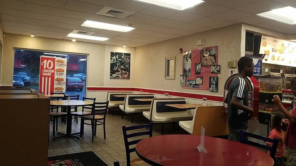 KFC | restaurant | 3010 NY-50, Saratoga Springs, NY 12866, USA | 5185872345 OR +1 518-587-2345