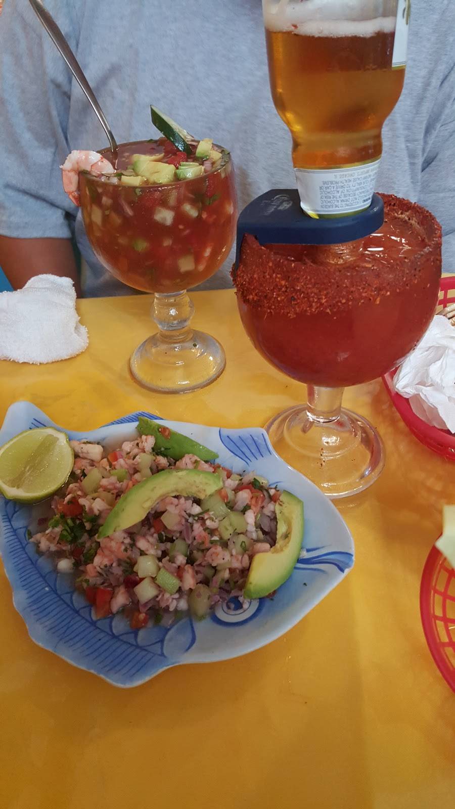 Mariscos La Doña | restaurant | 2201 San Pedro St, Los Angeles, CA 90011, USA | 3236367086 OR +1 323-636-7086