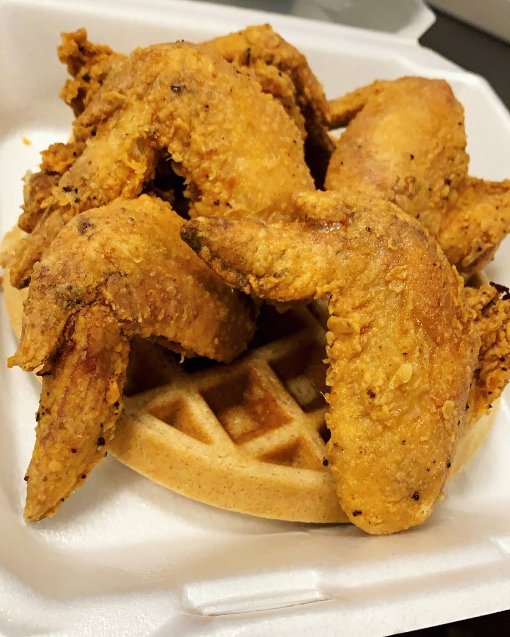 Sugars Place | restaurant | 168 E Griffith St, Jackson, MS 39201, USA | 6013522364 OR +1 601-352-2364