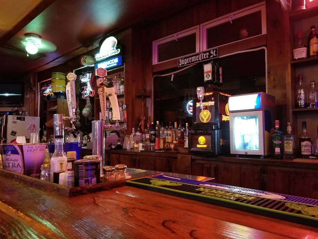 Snug Harbor Marina | restaurant | 103 Liberty St, Marseilles, IL 61341, USA | 8157959080 OR +1 815-795-9080