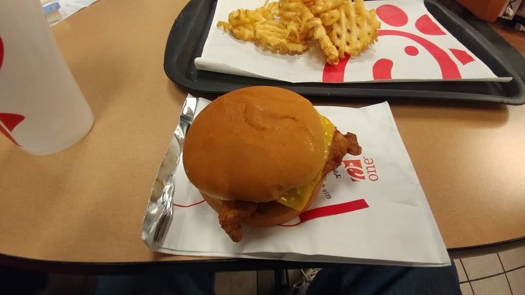 Chick-fil-A | restaurant | 1555 North FM 1604 East, San Antonio, TX 78232, USA | 2104957453 OR +1 210-495-7453