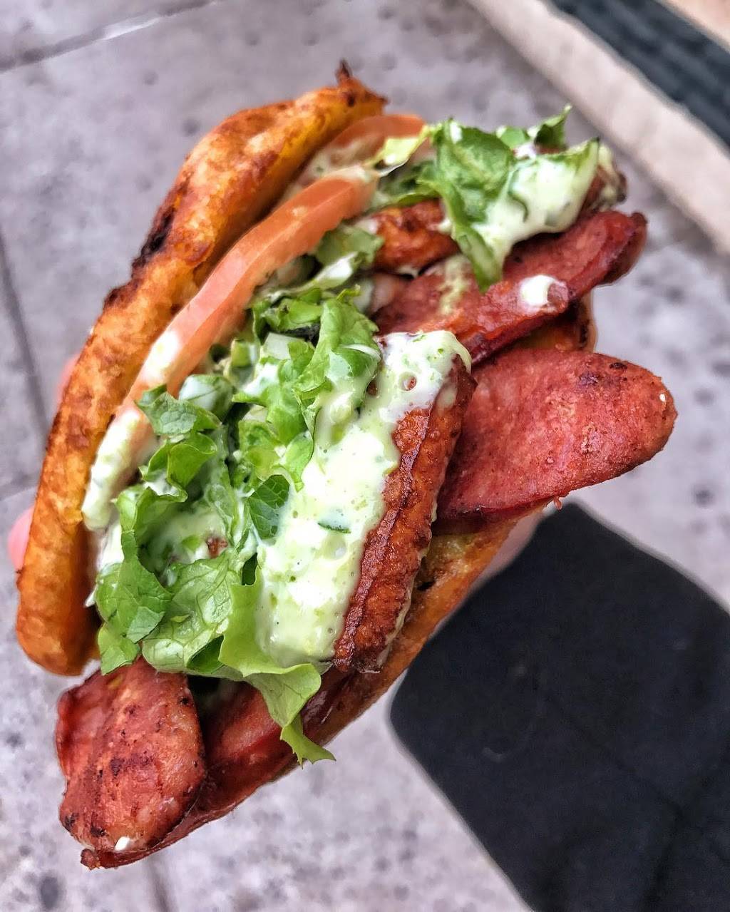 Cachapas y mas | restaurant | 120 Franklin St, Brooklyn, NY 11222, USA | 3472277212 OR +1 347-227-7212