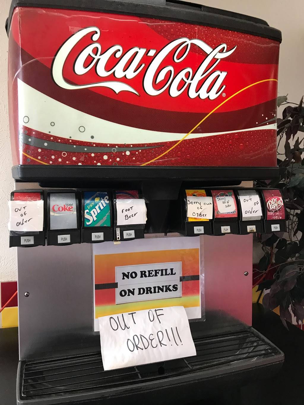 Henderson Chicken | restaurant | 8266 Abrams Rd, Dallas, TX 75231, USA | 2143408777 OR +1 214-340-8777