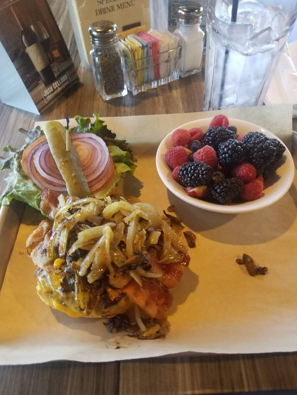 Rounders Volunteer | restaurant | 3480 Volunteer Blvd, Henderson, NV 89044, USA | 7256960225 OR +1 725-696-0225