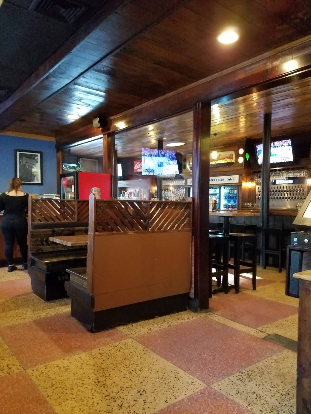 Craft Burgers & Beer | restaurant | 342 East Ave, Pawtucket, RI 02860, USA | 4017235600 OR +1 401-723-5600