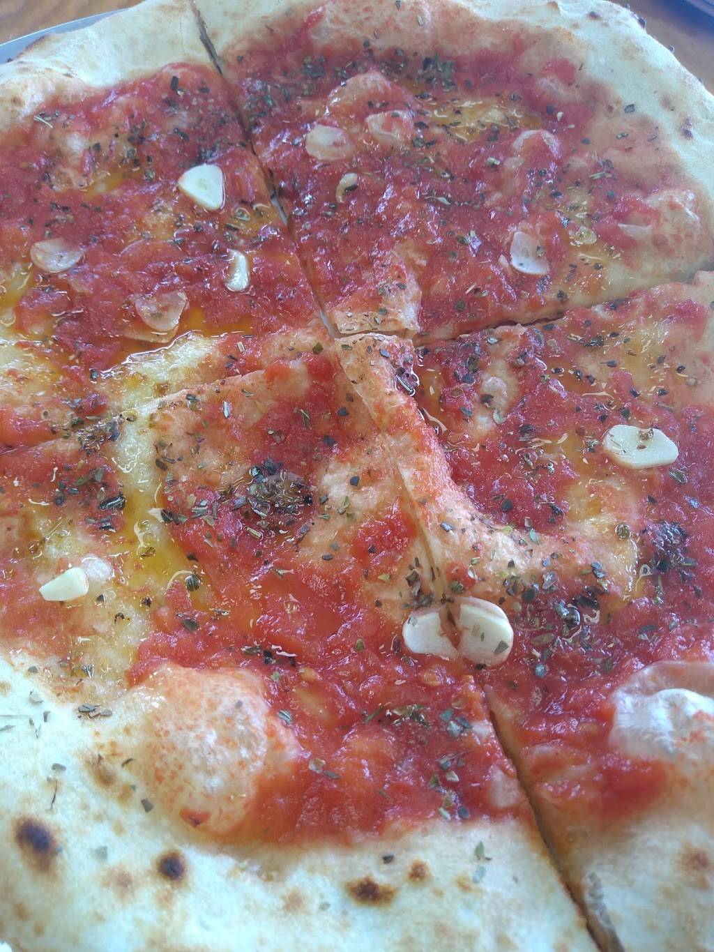 Gusto Napoletano | restaurant | 2711 Raeford Rd, Fayetteville, NC 28303, USA | 9107790622 OR +1 910-779-0622