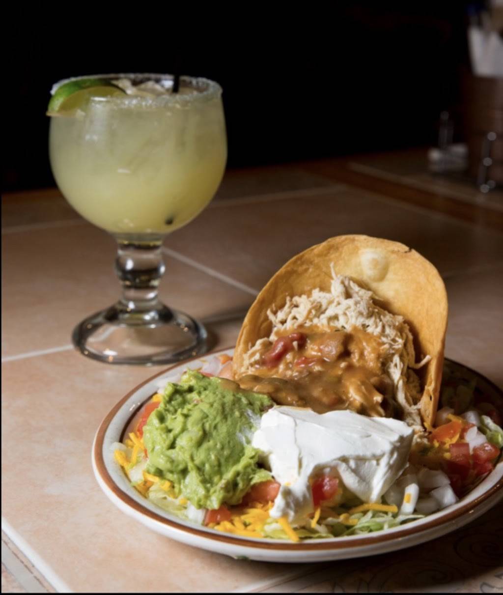 Moose Hill Cantina | restaurant | 11911 W Colfax Ave, Lakewood, CO 80215, USA | 3032386188 OR +1 303-238-6188